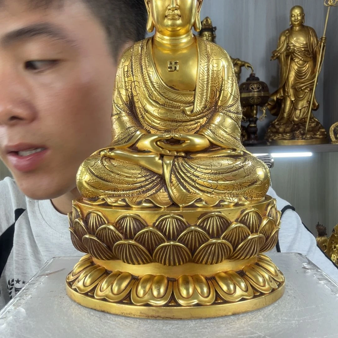 用***8佛像的造型和造型都很精美