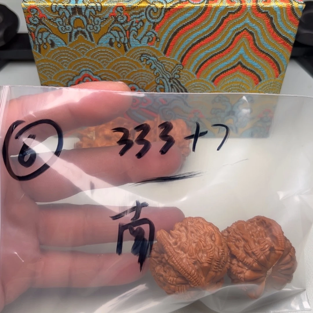 (***)吊坠猴头核桃文玩核桃