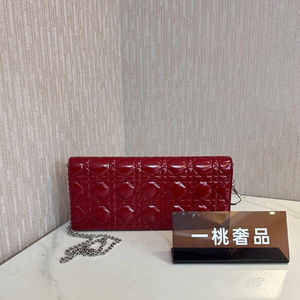 95新 DIOR/迪奥 一桃/迪奥 漆皮长款lady红色斜挎