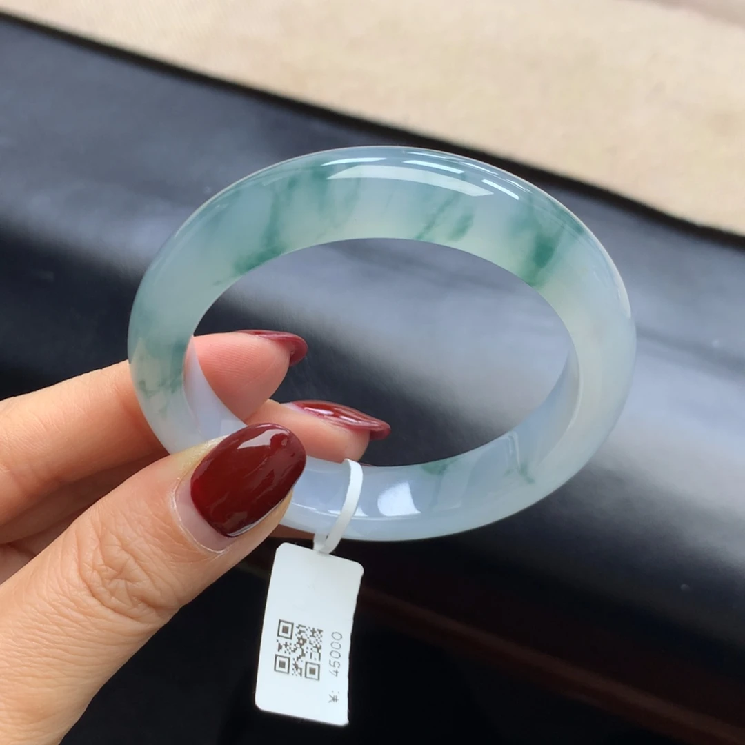 翡翠未镶嵌手镯冰飘蓝花