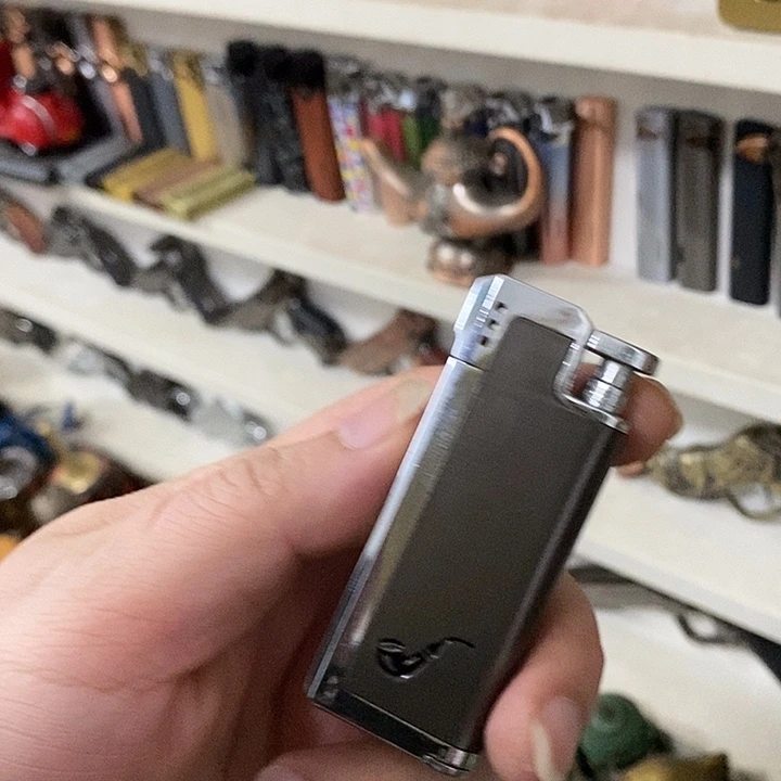 礼***哉充气打火机充气打火机