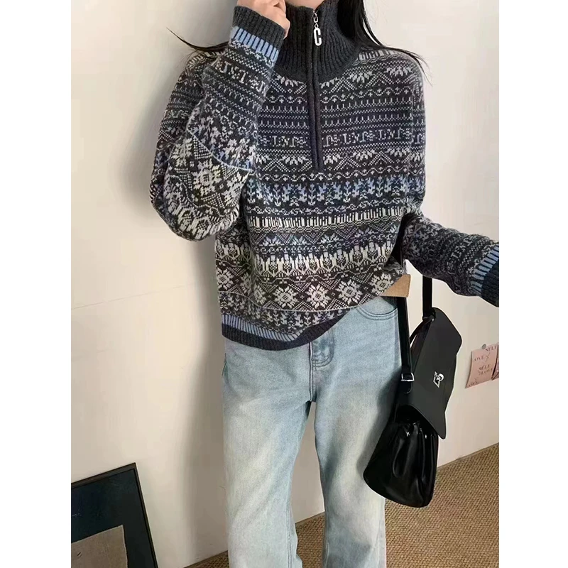 Du kao 灰花色羊绒花花毛衣