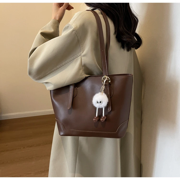 大容量包包女秋冬百搭2025新款简约单肩包休闲质感上课通勤托特包