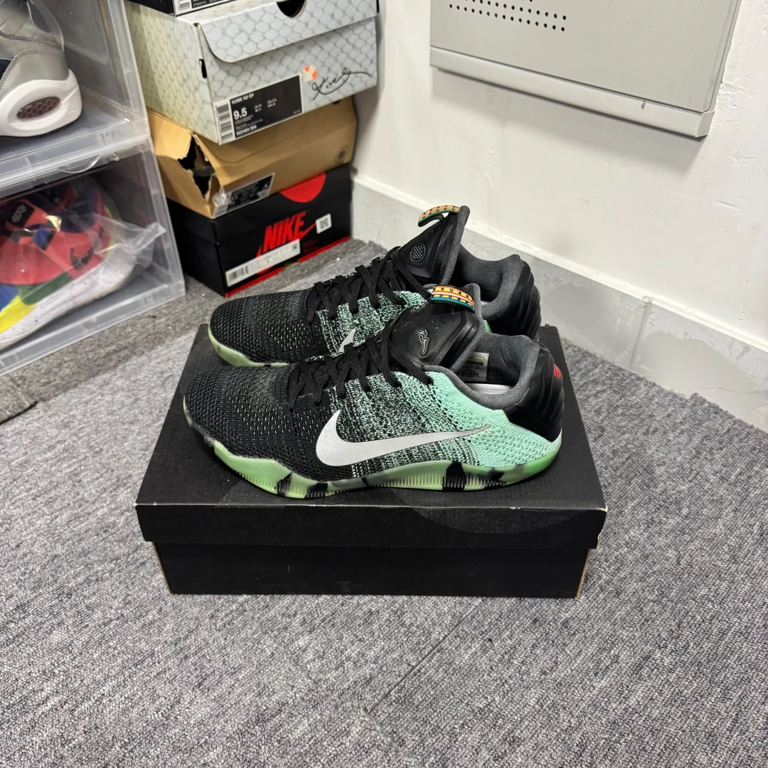 95新 MM6 42.5码 zk11 科比11 全明星 无原盒 无瑕疵