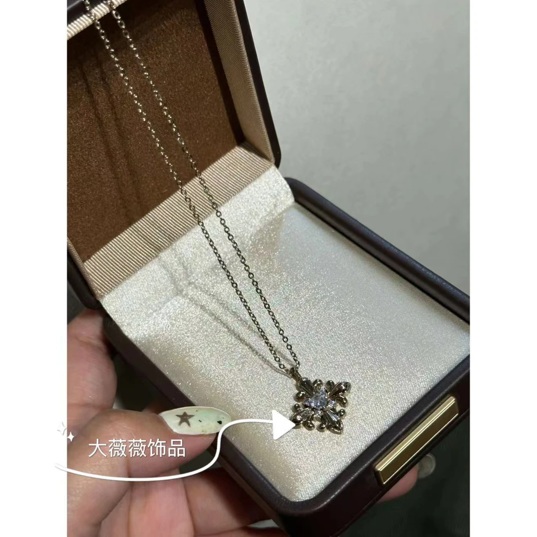 铜合金项链 高级感鸢尾花项链-5178