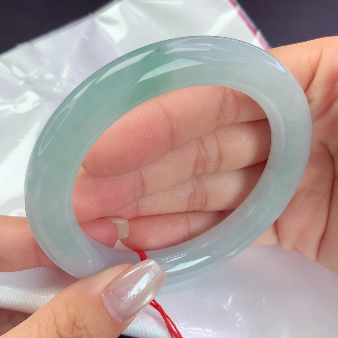 【闪购商品】翡翠手镯未镶嵌a 064000