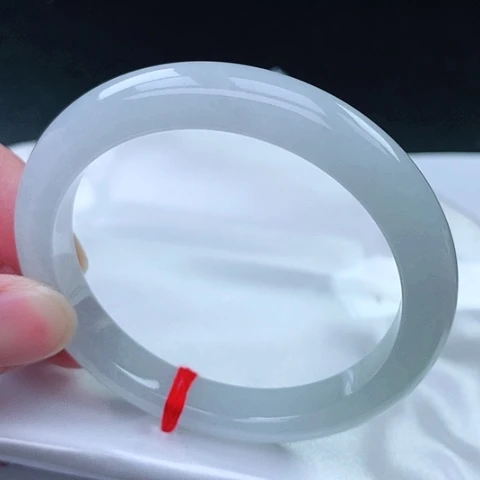 翡翠手镯未镶嵌70号
