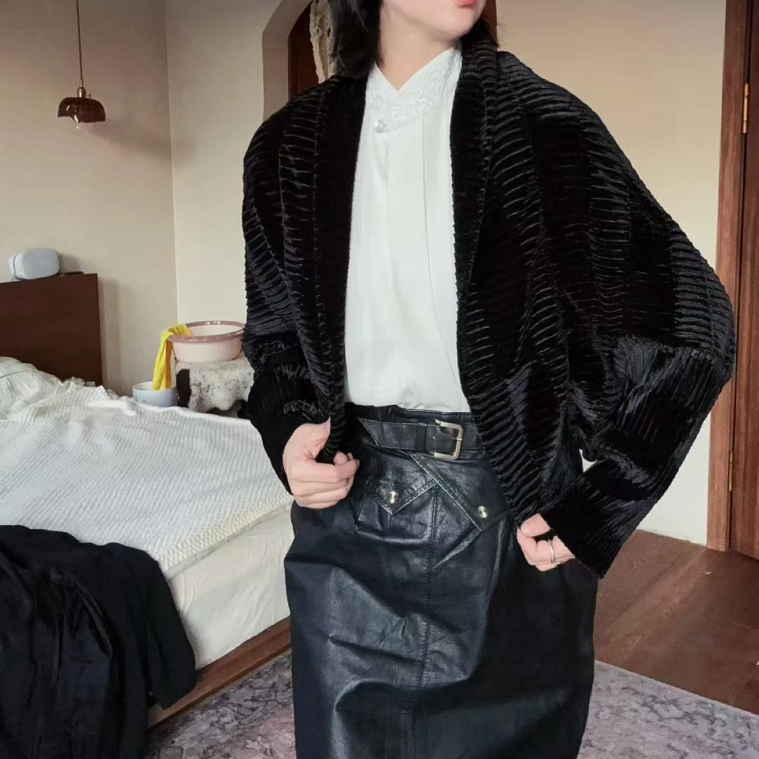 麦/黑色丝绒设计款外套