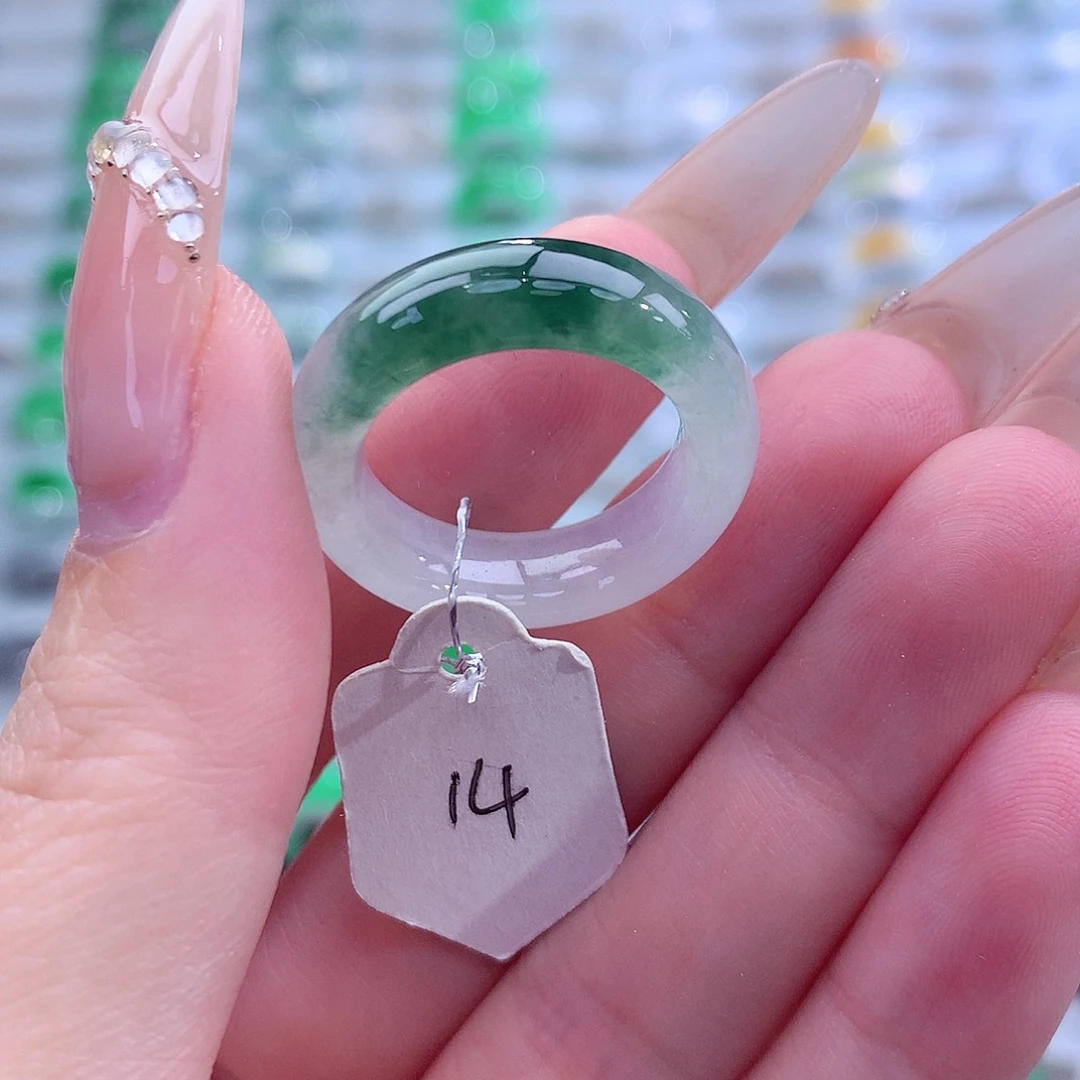 翡翠未镶嵌戒指天然