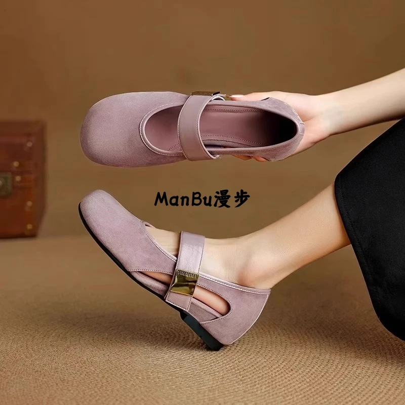 ManBu~法式晚晚风内增高镂空小皮鞋女圆头浅口单鞋一字带玛丽珍鞋