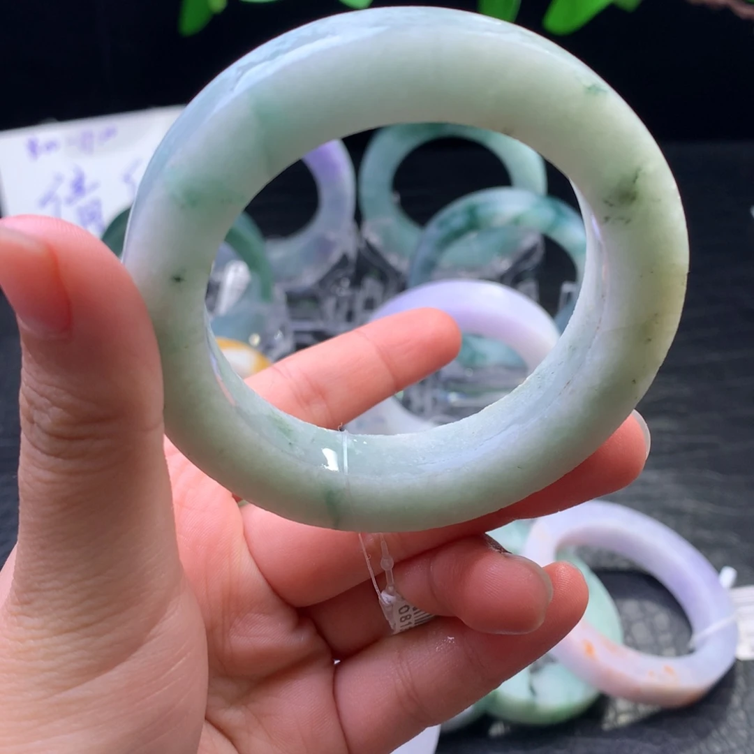 未镶嵌手镯定制翡翠