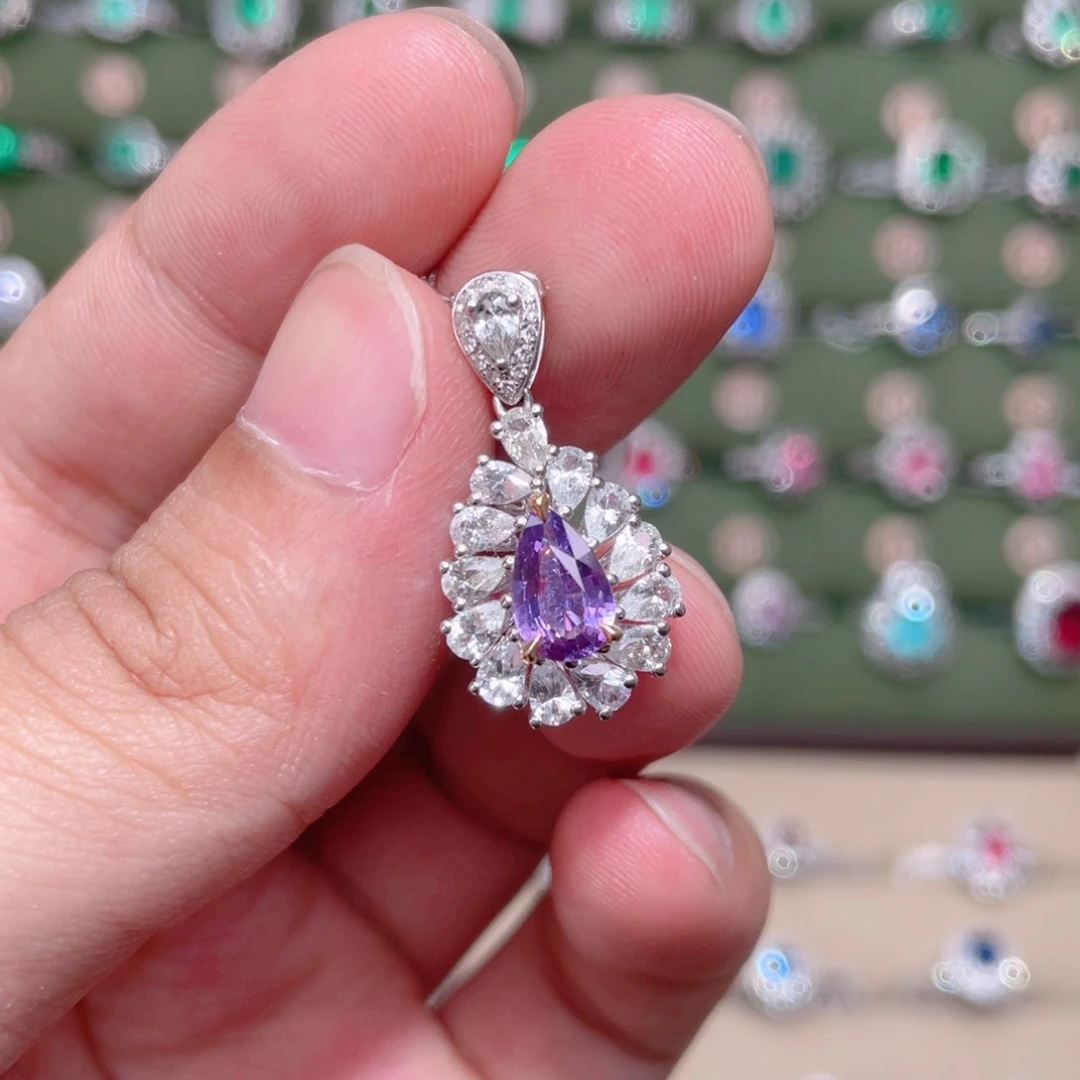 彩色蓝宝石吊坠(不含链)18K金镶嵌1.05ct 无烧紫