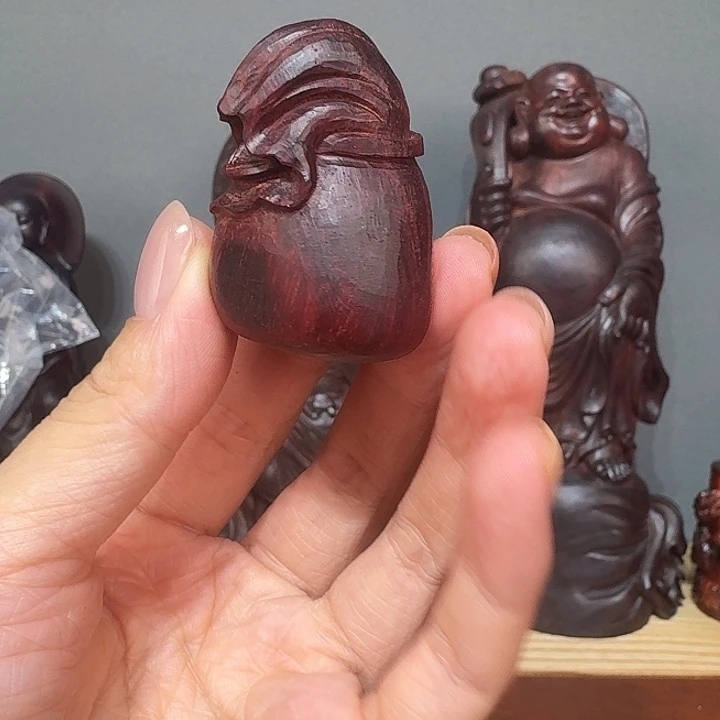 小叶紫檀福袋 纯手工 青刀