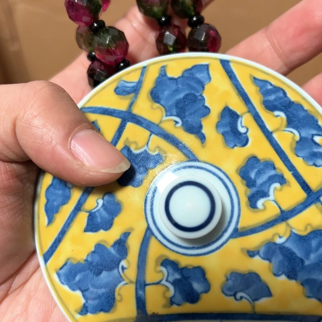 碟与**行瓷器木器工艺摆件