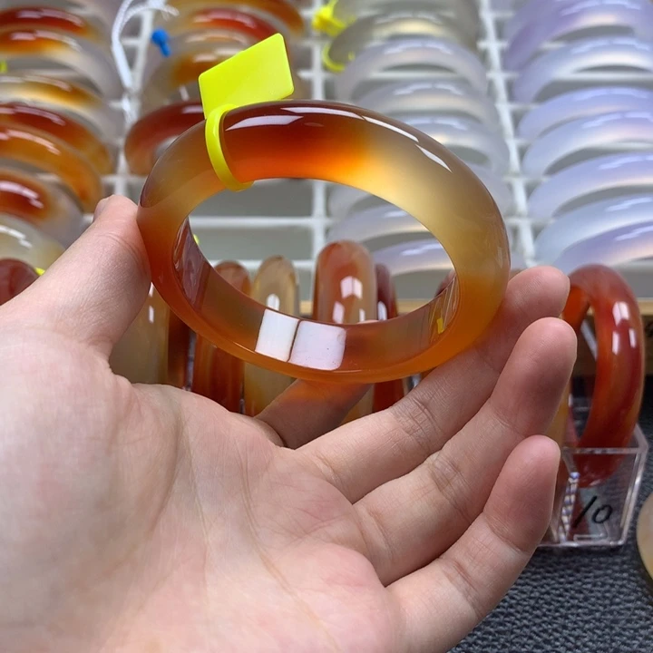 玛瑙/玉髓未镶嵌手镯