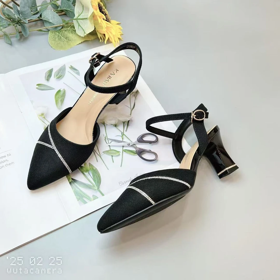 28807  新款法式气质百搭时尚粗跟包头凉鞋