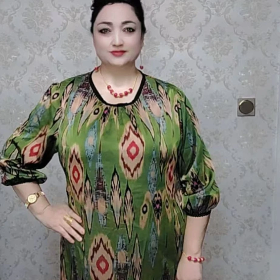 显白显瘦的女士连衣裙