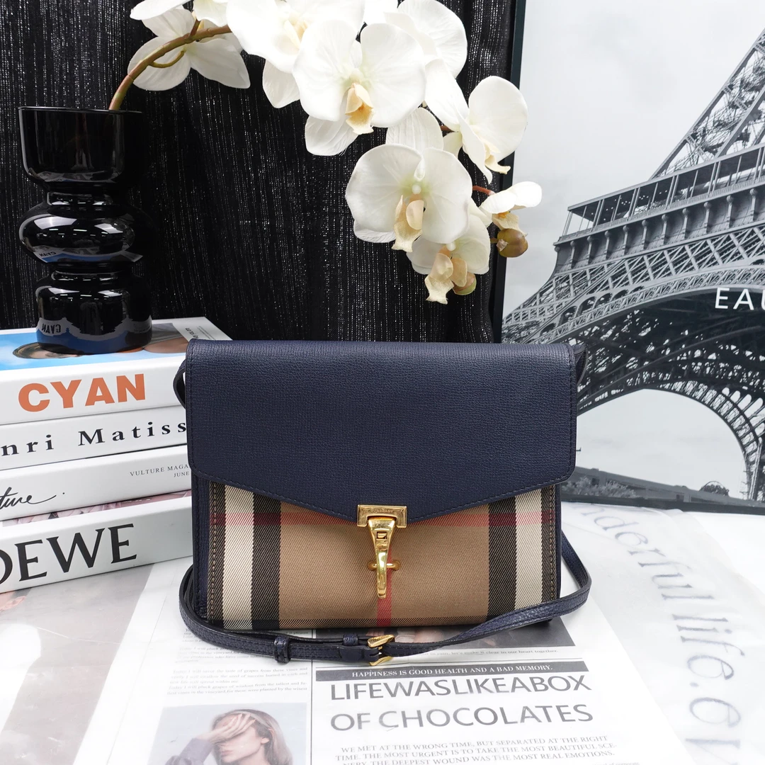 95新 BURBERRY/博柏利  /单肩包/T10238147