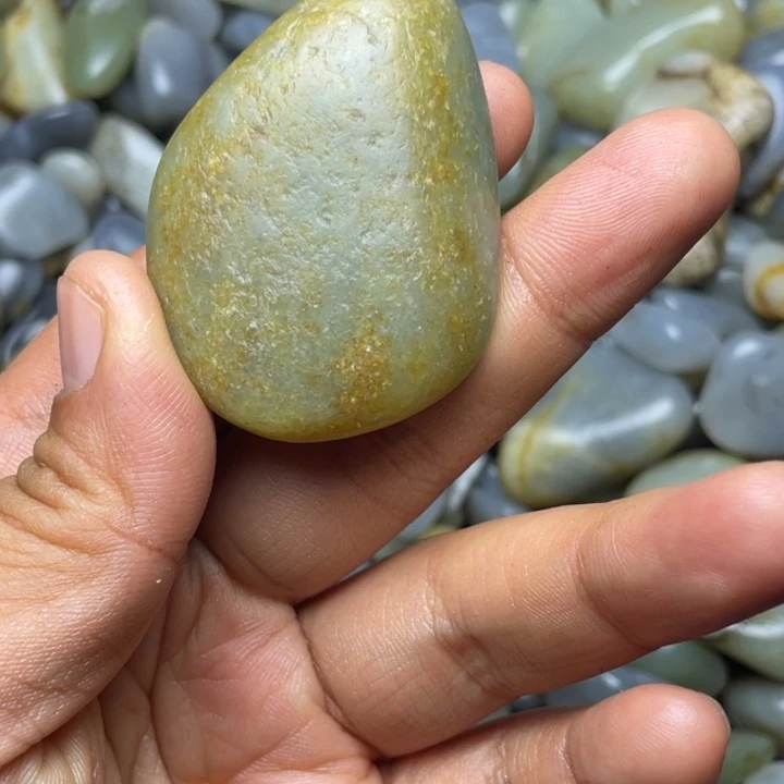 未镶嵌和田玉珠宝半成品