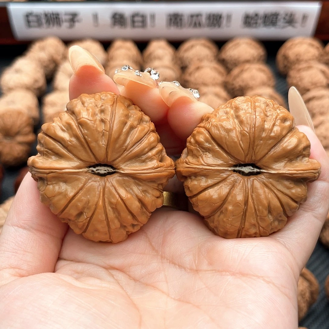 把件文玩核桃43南瓜一侧溜肩正圆凹底已打底4301