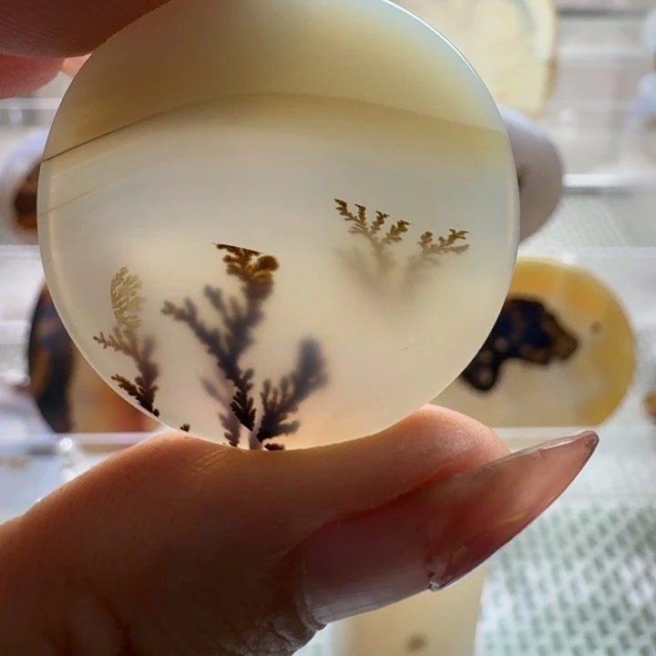 玛瑙/玉髓未镶嵌项链