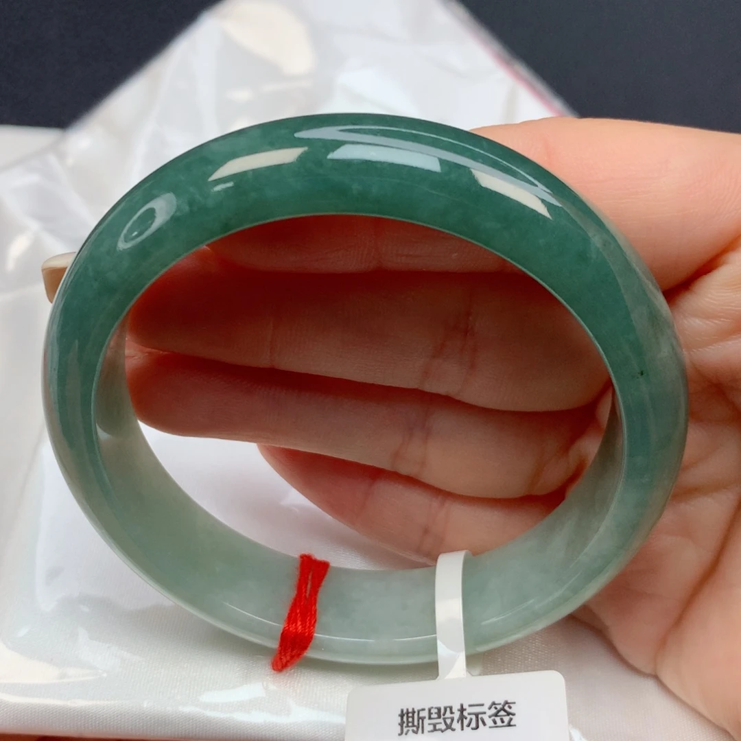 翡翠手镯未镶嵌55-56半山水