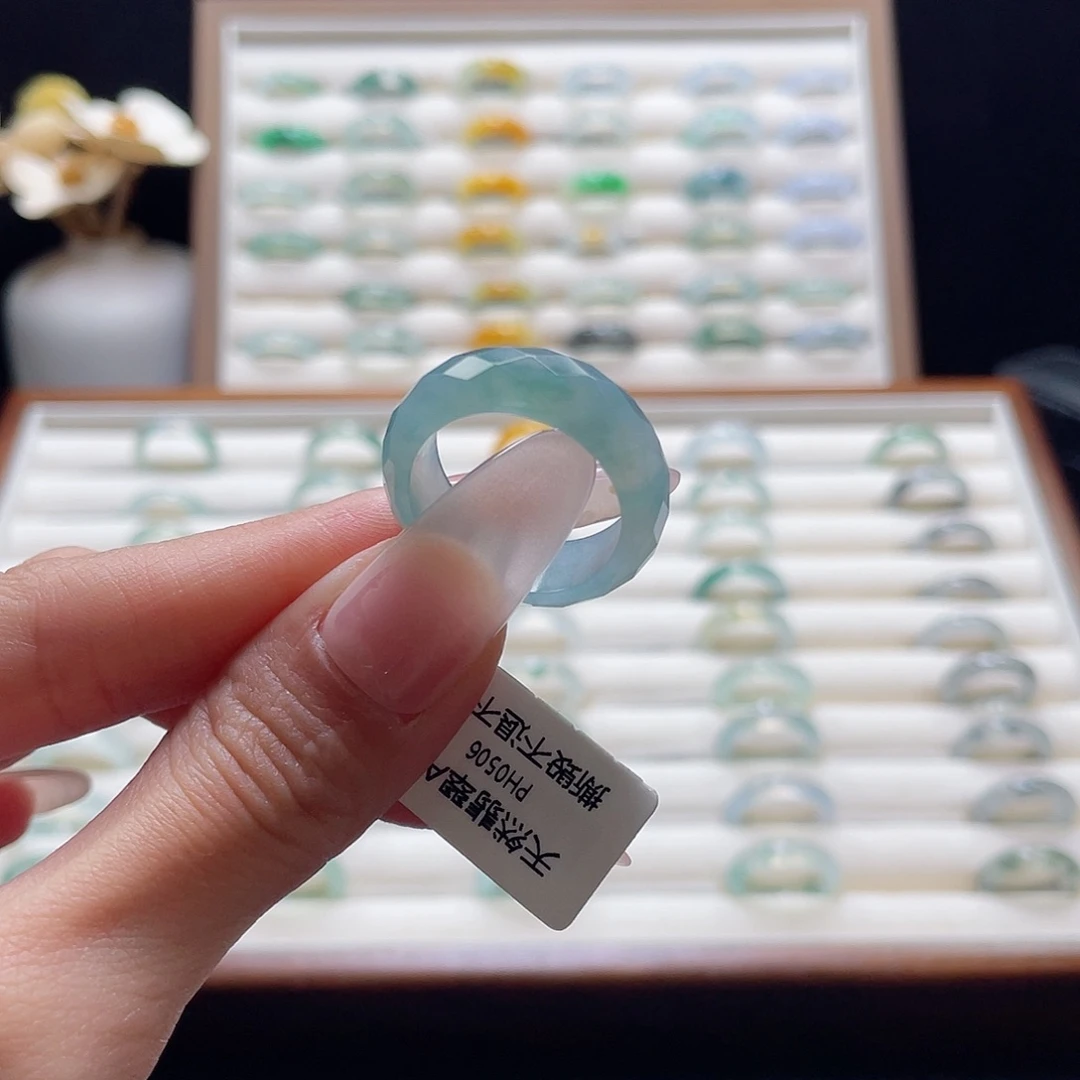 B***e翡翠未镶嵌戒指翡翠首饰