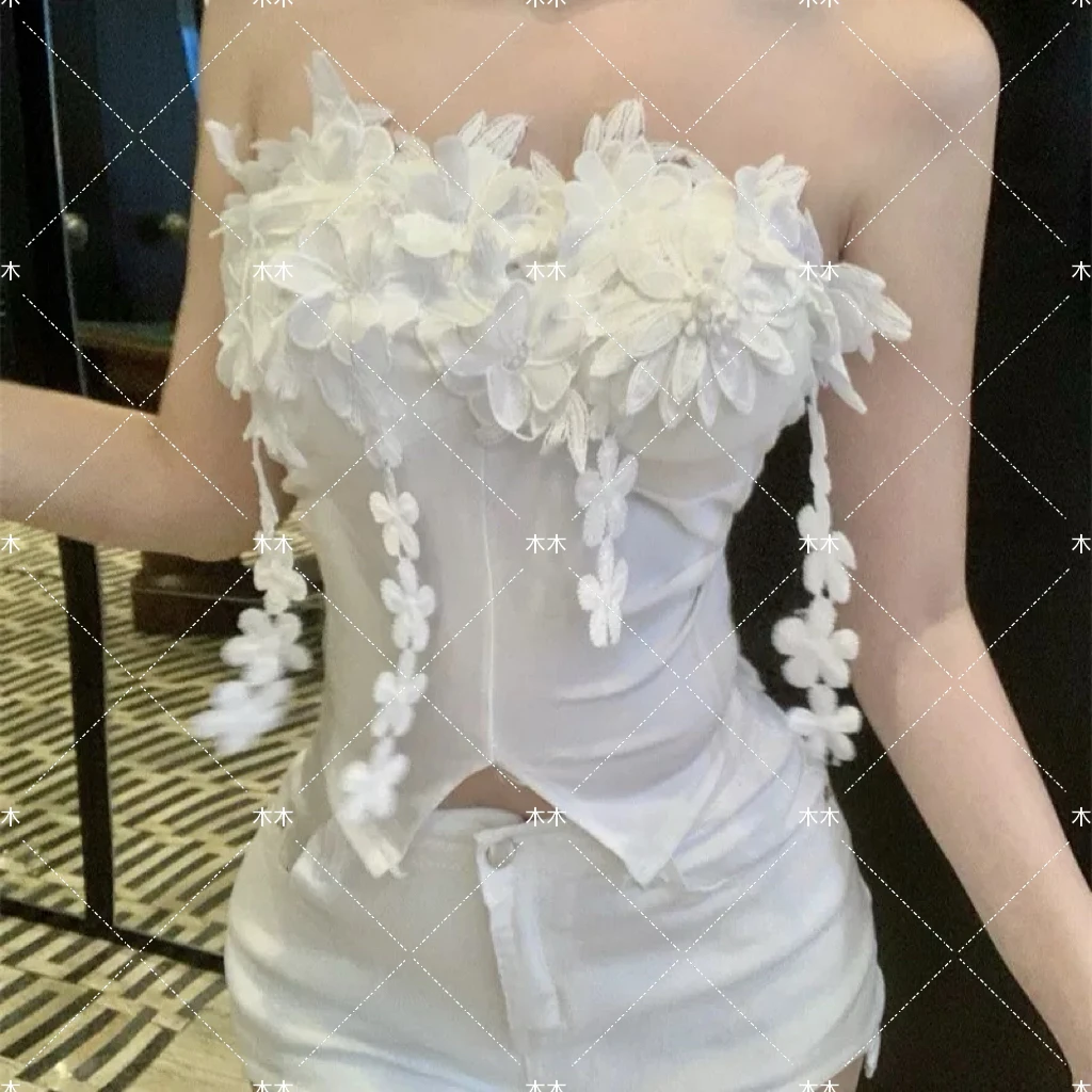 MuMu  纯欲白月光设计感立体花朵抹胸背心