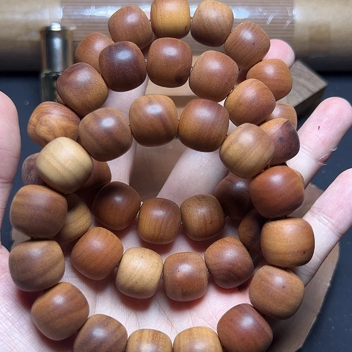 檀香木1516老型珠黑肉微瑕