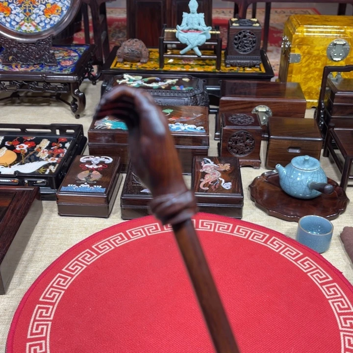 红酸枝木类成套家具