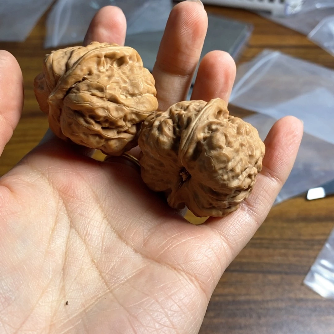 文玩核桃吊坠遇****风蛤蟆