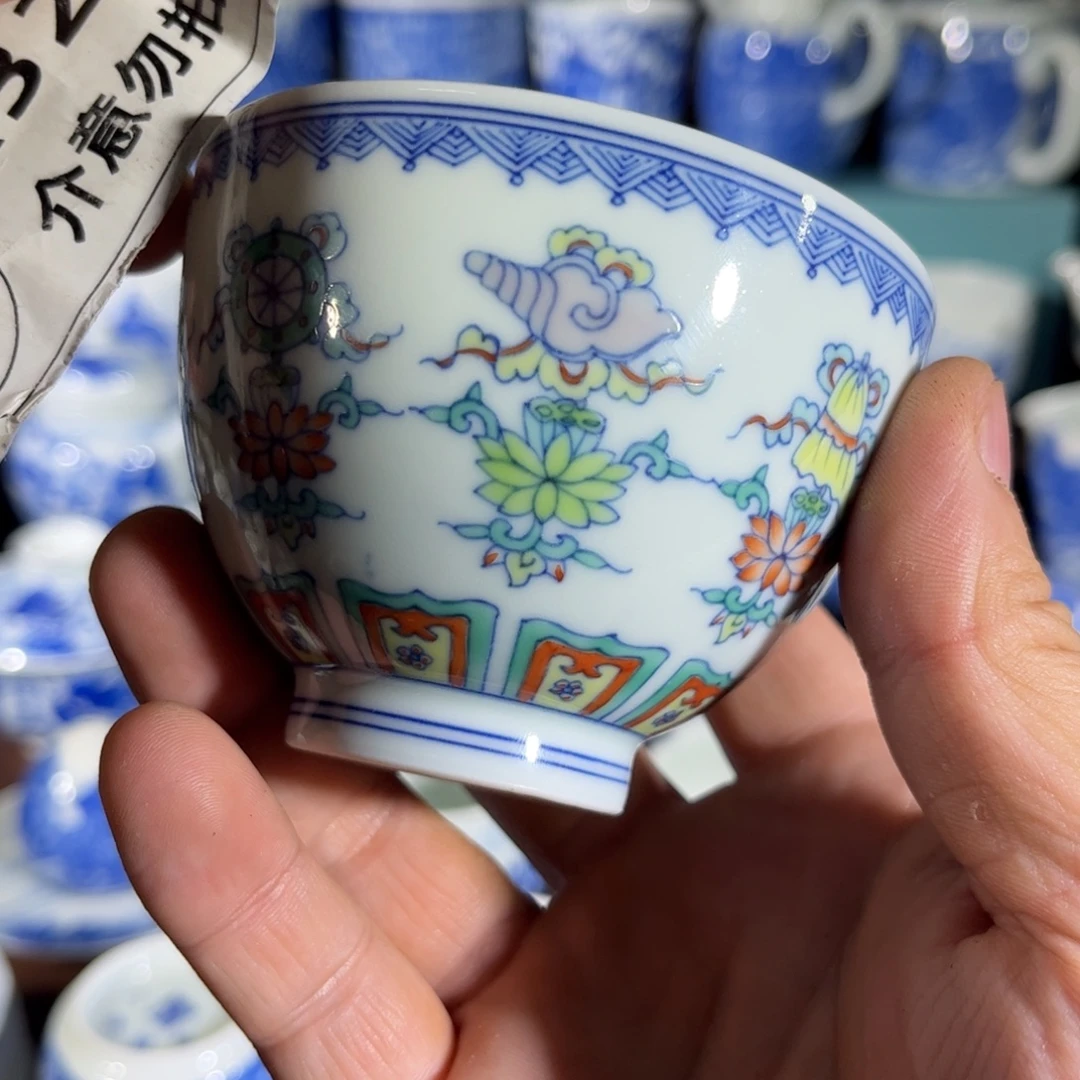 杯子手工手绘的陶瓷