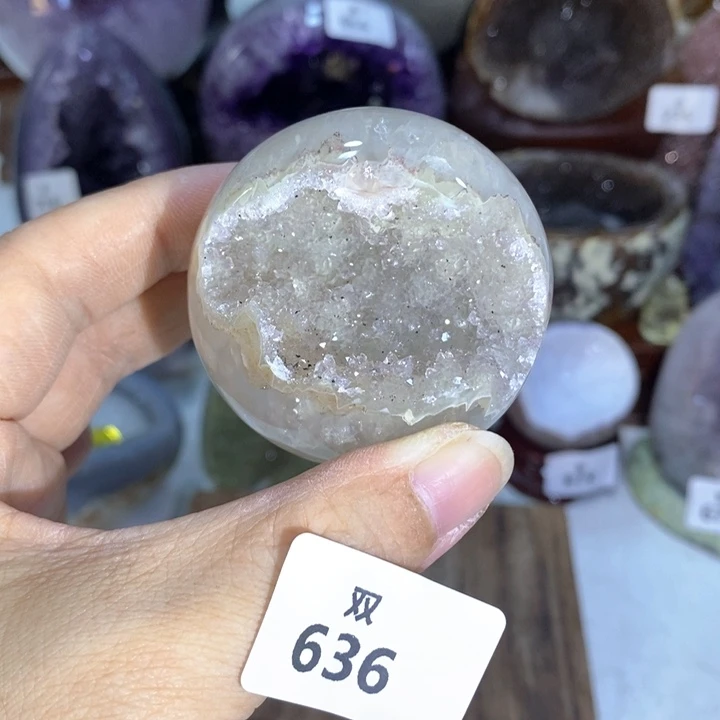 未镶嵌水晶大型摆件（非配饰）