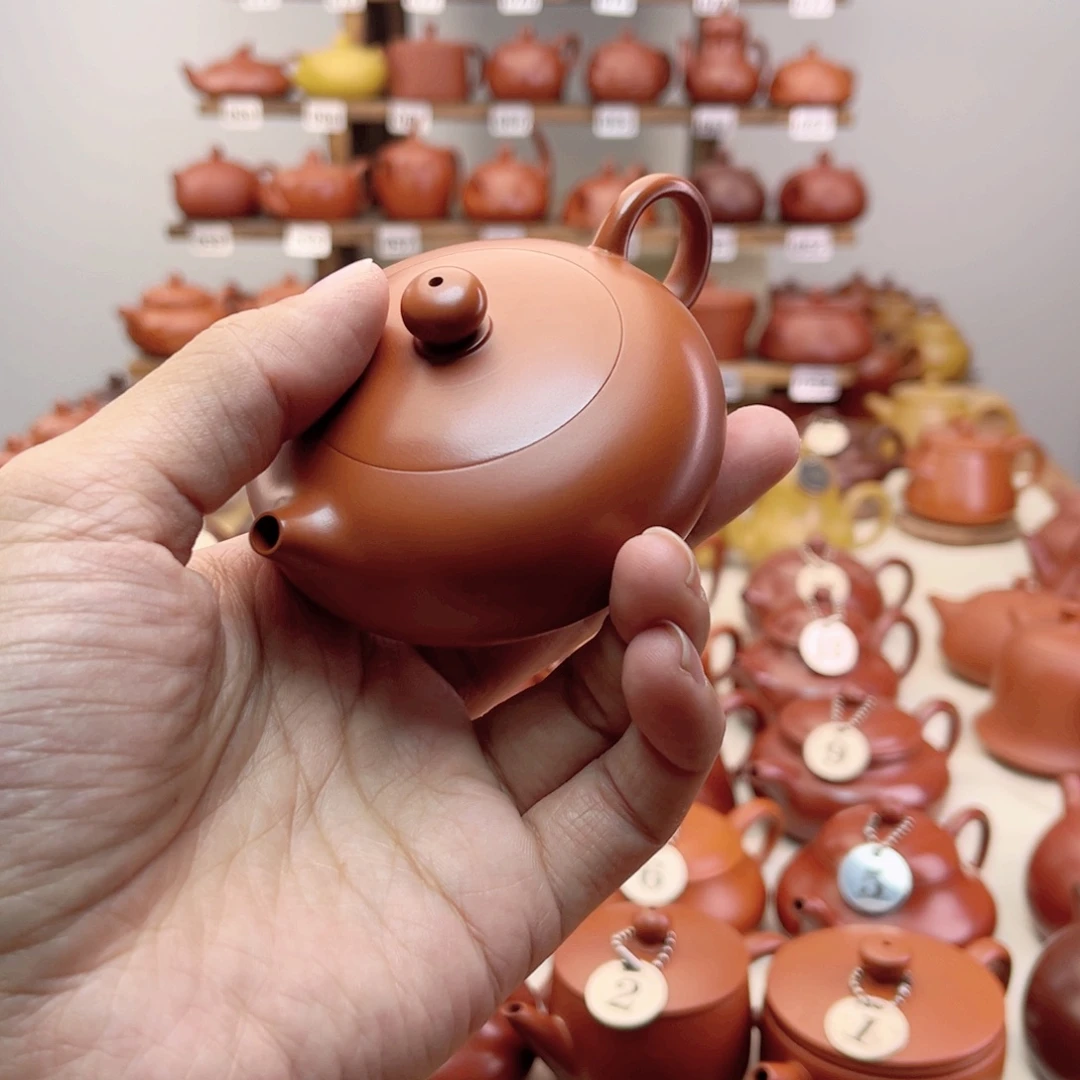 喜****紫砂茶壶扁西施炫杰