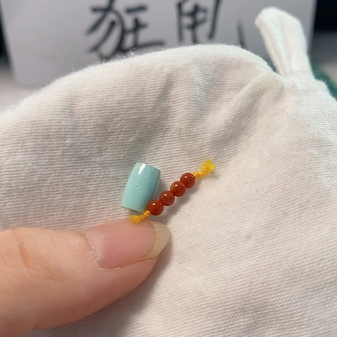 南红玛瑙未镶嵌珠宝奇石