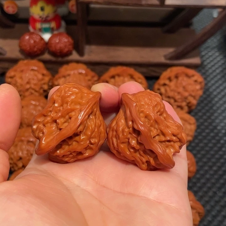 清***为把件文玩核桃小鸟2484