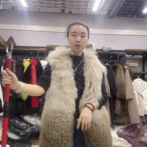 好看好看一点点马甲