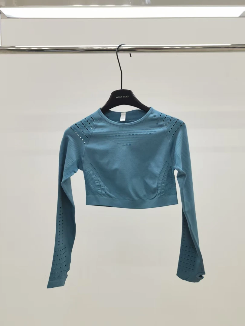 no退no换微脏微暇  666女士时尚上衣