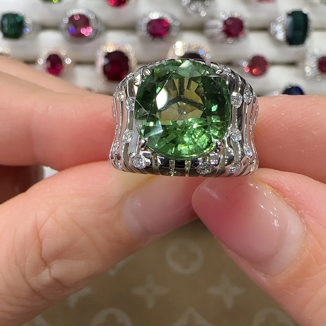 18K金镶嵌戒指碧玺7.38ct
