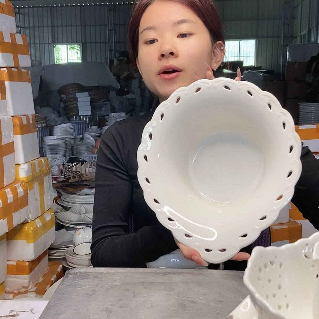 【闪购商品】碗工厂微瑕产品编号大的一个