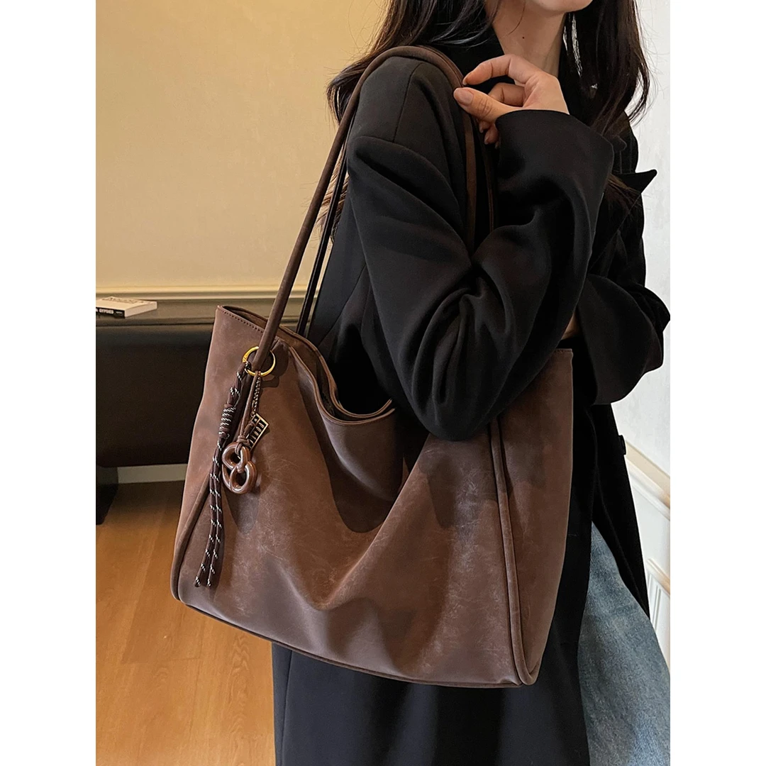 美拉德复古大容量包包女式2025新款简约休闲单肩包上班通勤托特包