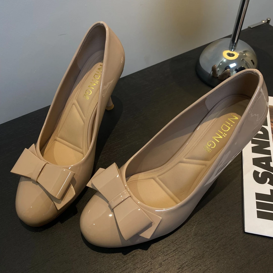 蝴蝶结韩版细跟名嫒久今年女款年女款2025高跟鞋女2025爆款洋气