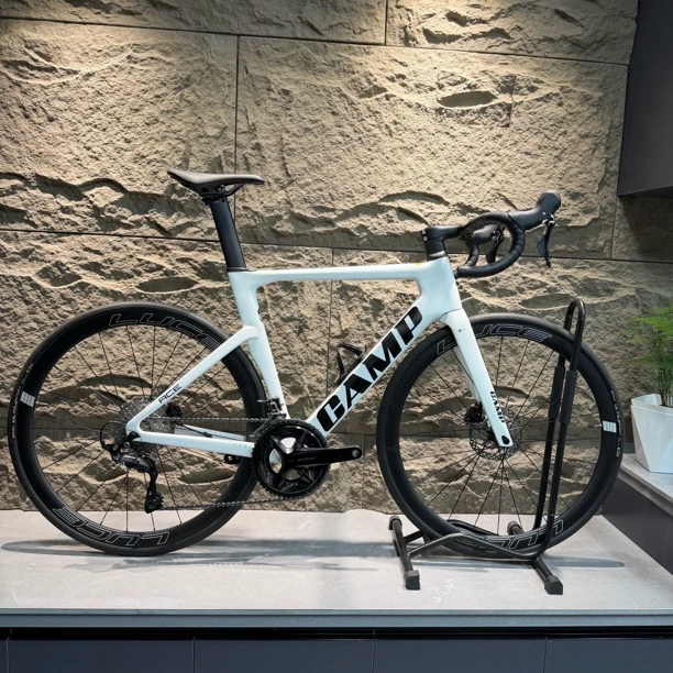 ace7000 碳架公路车 105油碟 铝轮 52码175-185