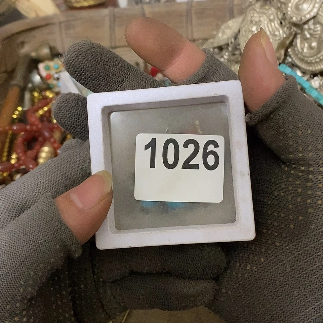 辣***️光明的未来是一个1026