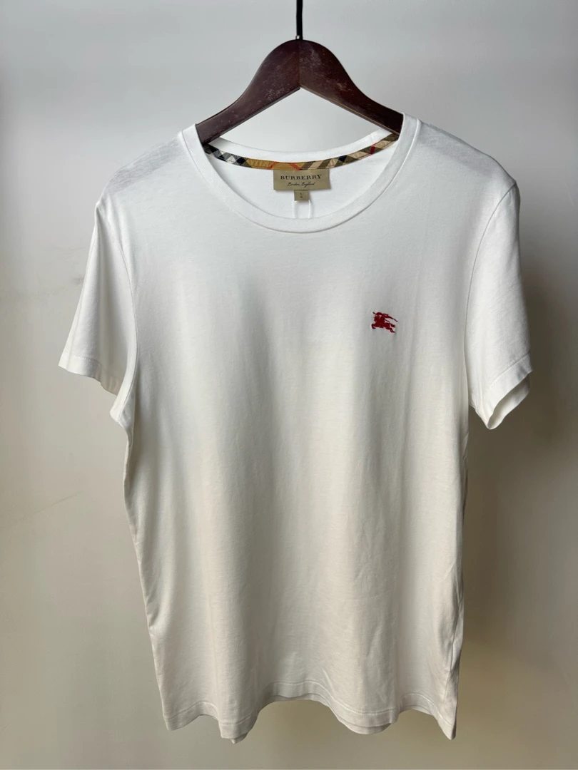 99新 BURBERRY/博柏利 胸口战马刺绣短袖/L码/253267