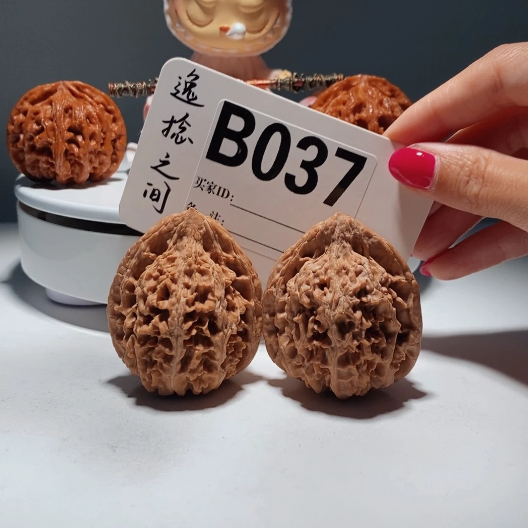 文玩核桃吊坠   37号-狮驼岭老款虎头-44尺寸