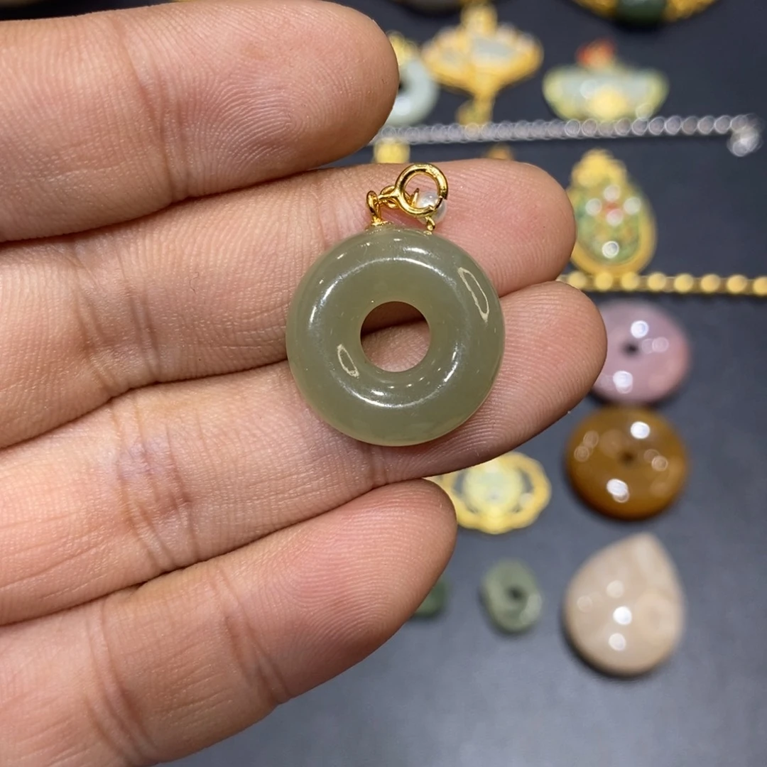 和田玉颈饰银S925镀金镶嵌