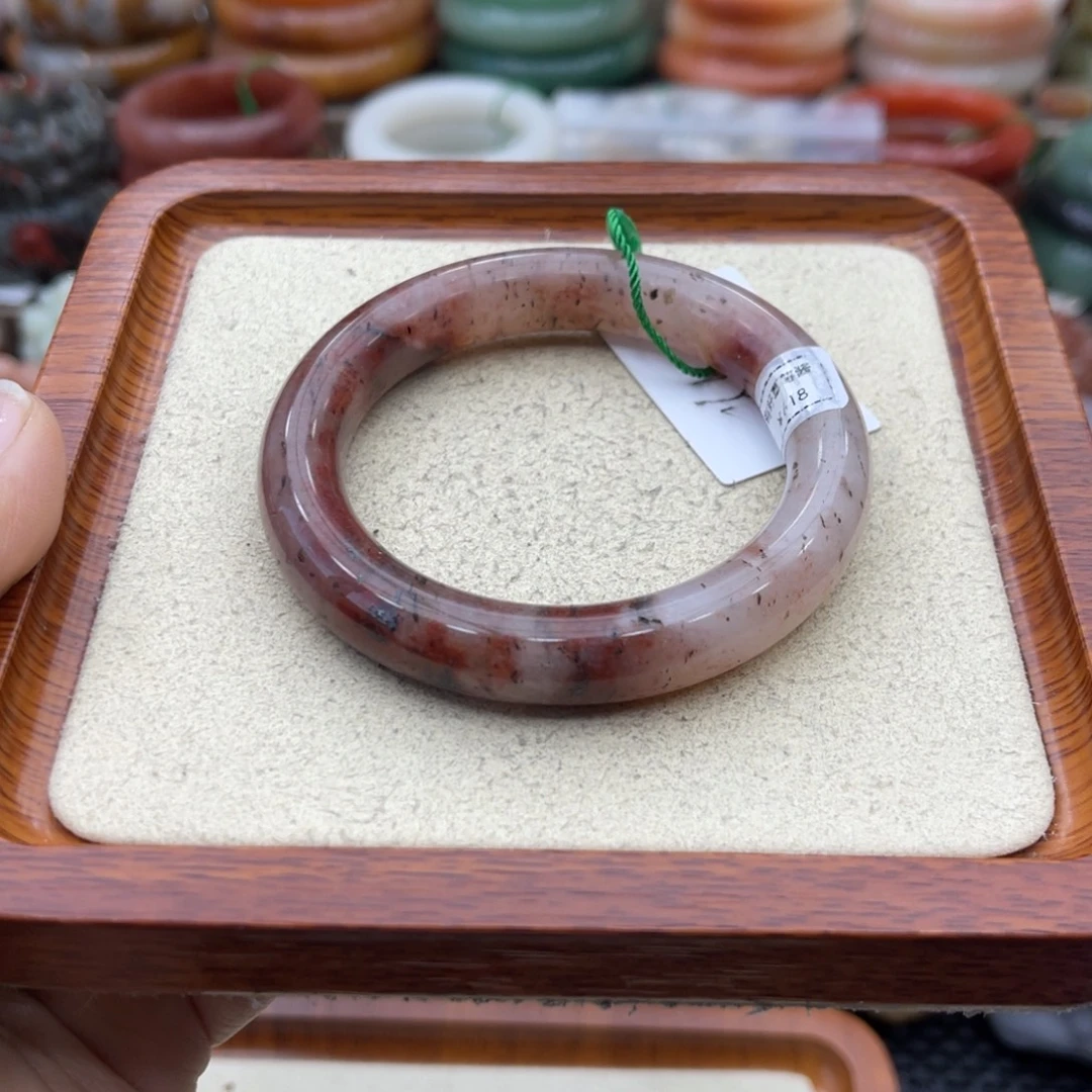 石英质玉未镶嵌手镯