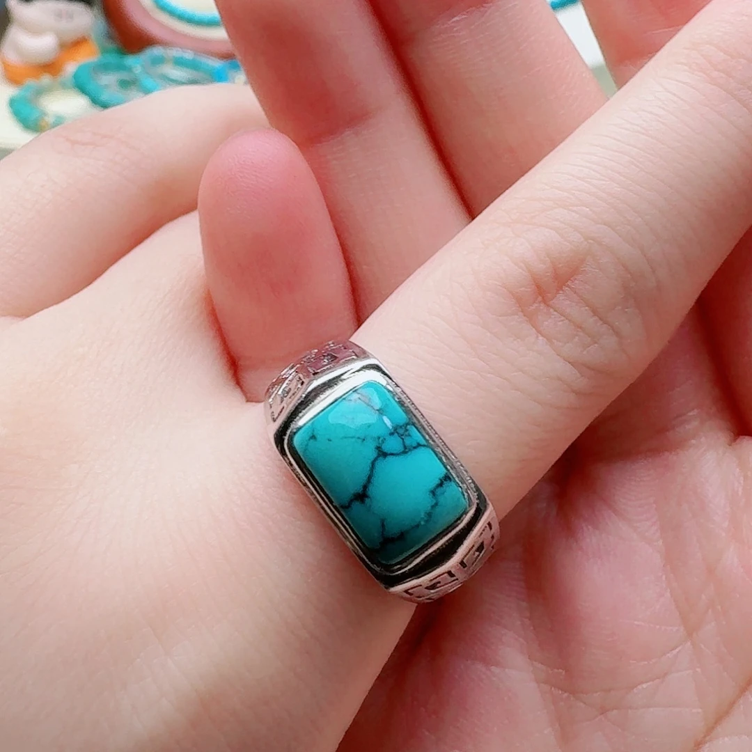 用***3绿松石银S925镶嵌高瓷绿水草纹马鞍戒