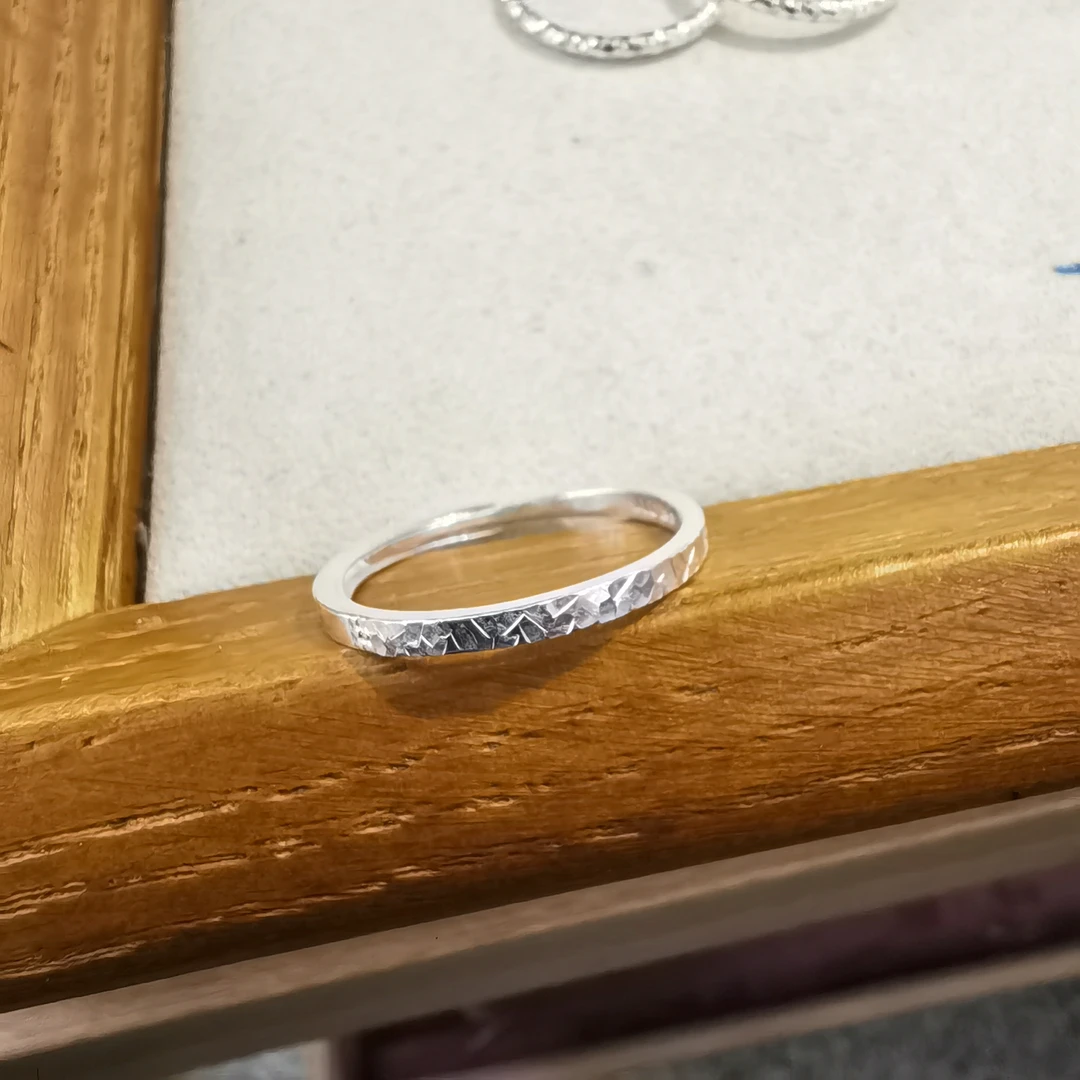 925银银制品 F315九两五银色碎冰冰戒指